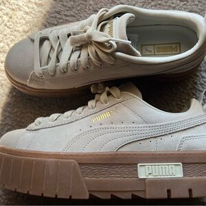 Women’s Mayze Brushed Suede Alpine Snow-PUMA Gold-Gum Size 7.5